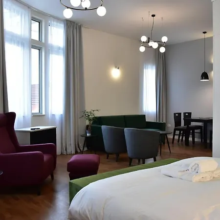 Osten Art Готель 4*
