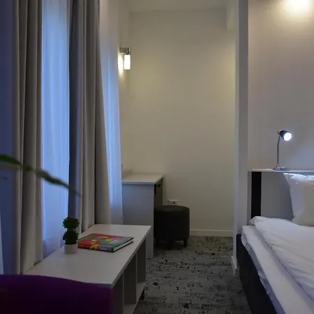 Osten Art Hotell 4*