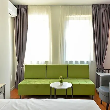 Osten Art Skopje