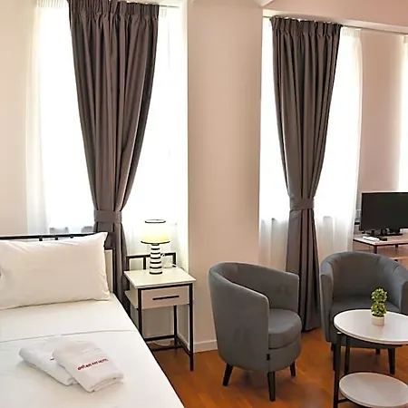 Osten Art 4* Skopje