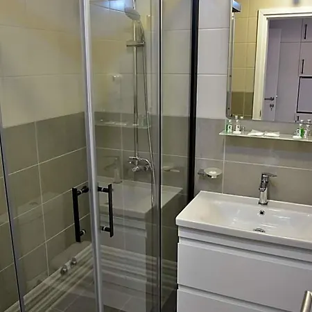 Szálloda Osten Art 4*